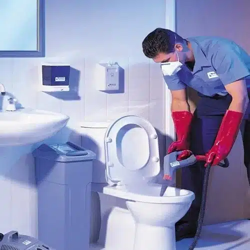 bathroom cleaning services 500x500 1